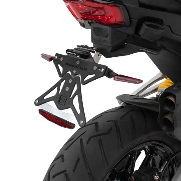 Barracuda Motor Onderdelen-Licence Plate DNM1104-22